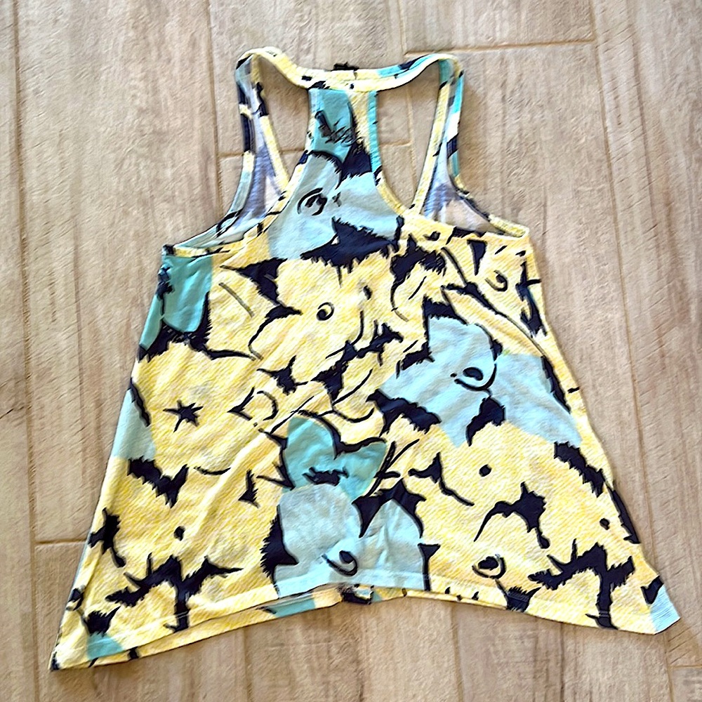 Lost Tank Top - Picture 4 of 5